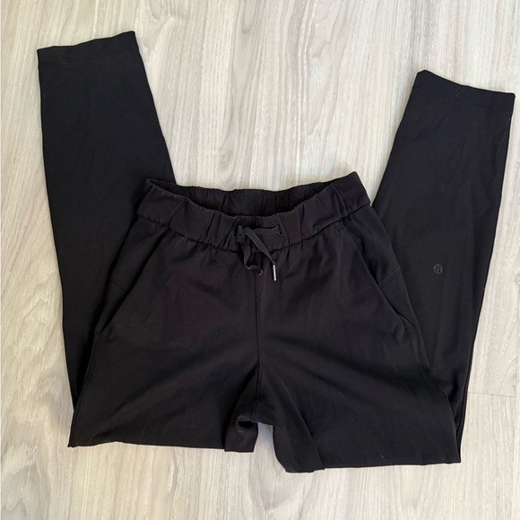 Lululemon On the Fly 7/8 Pant – Black – Size 2 - Picture 9 of 10